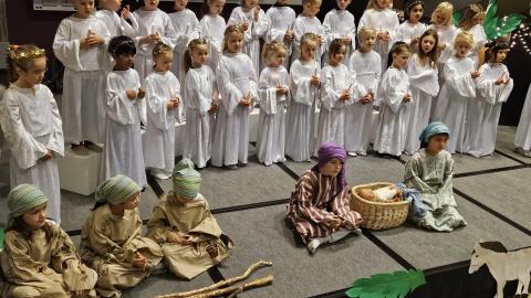 nativity_play1_dec_5